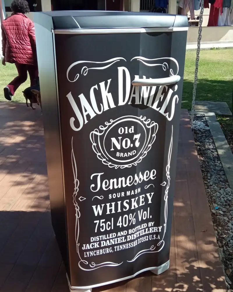 Geladeira - Jack Daniels 01