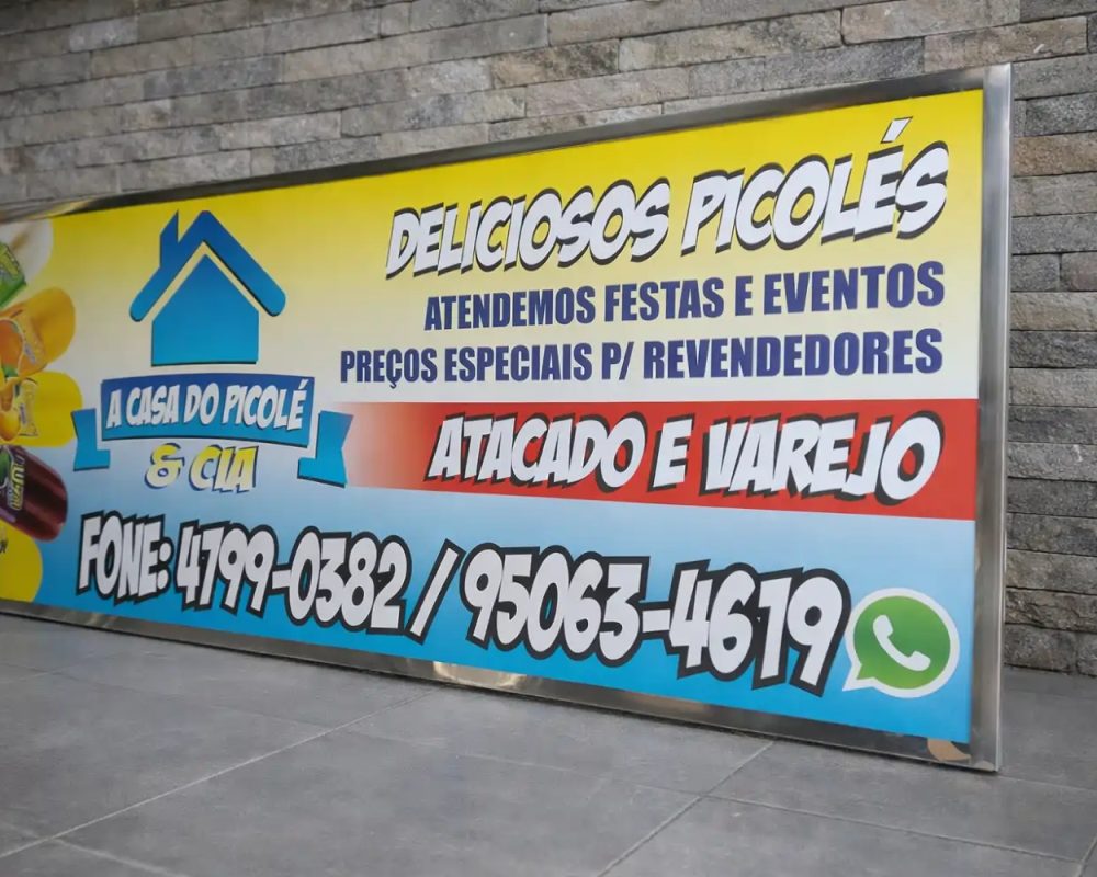 Fachadas - Estrutura de Ferro e Lona